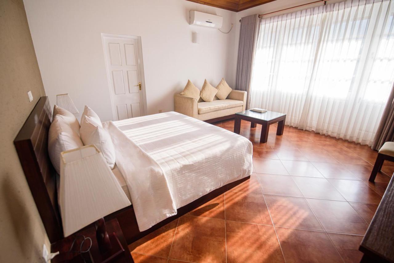Bed and Breakfast Kingsman House Kandy Esterno foto