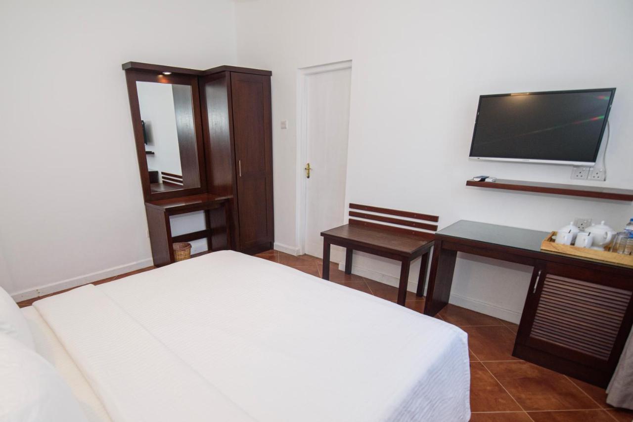 Bed and Breakfast Kingsman House Kandy Esterno foto